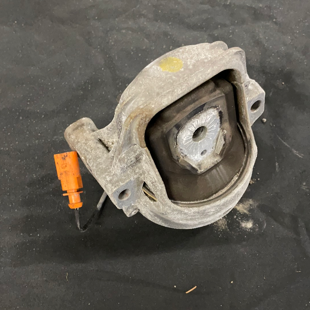 Engine Mount Right - B8 Audi S4