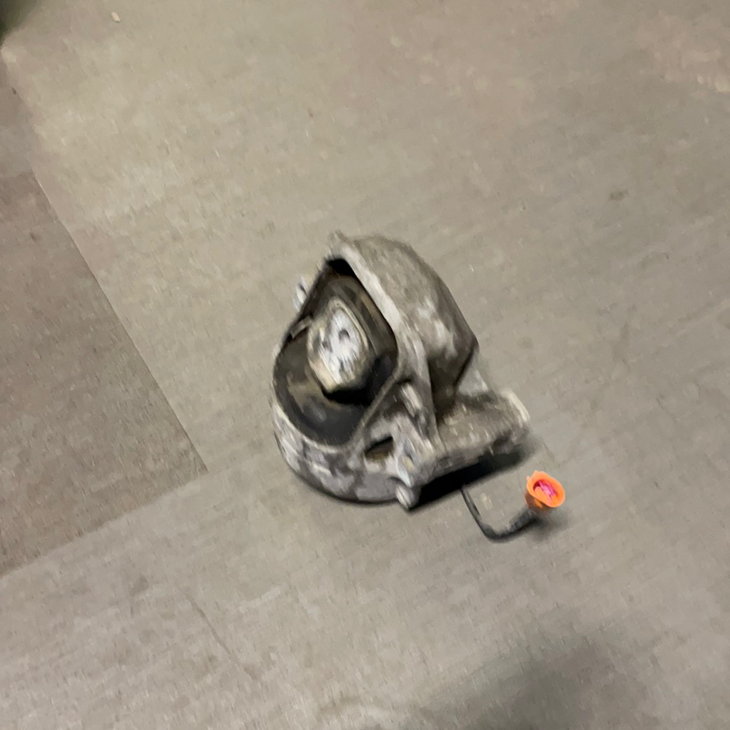 Engine Mount Left Side - B8/B8.5 Audi A4, A5