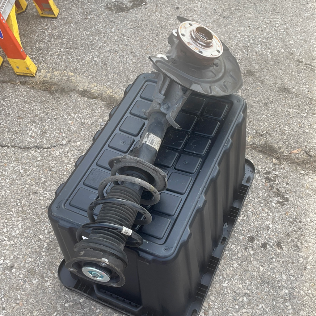 Strut W/Spring Complete, Right Front - Volkswagen - Alltrack