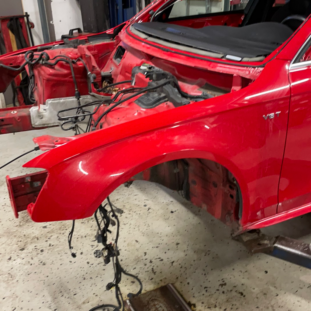 Fender Left - B8 Audi A4,S4