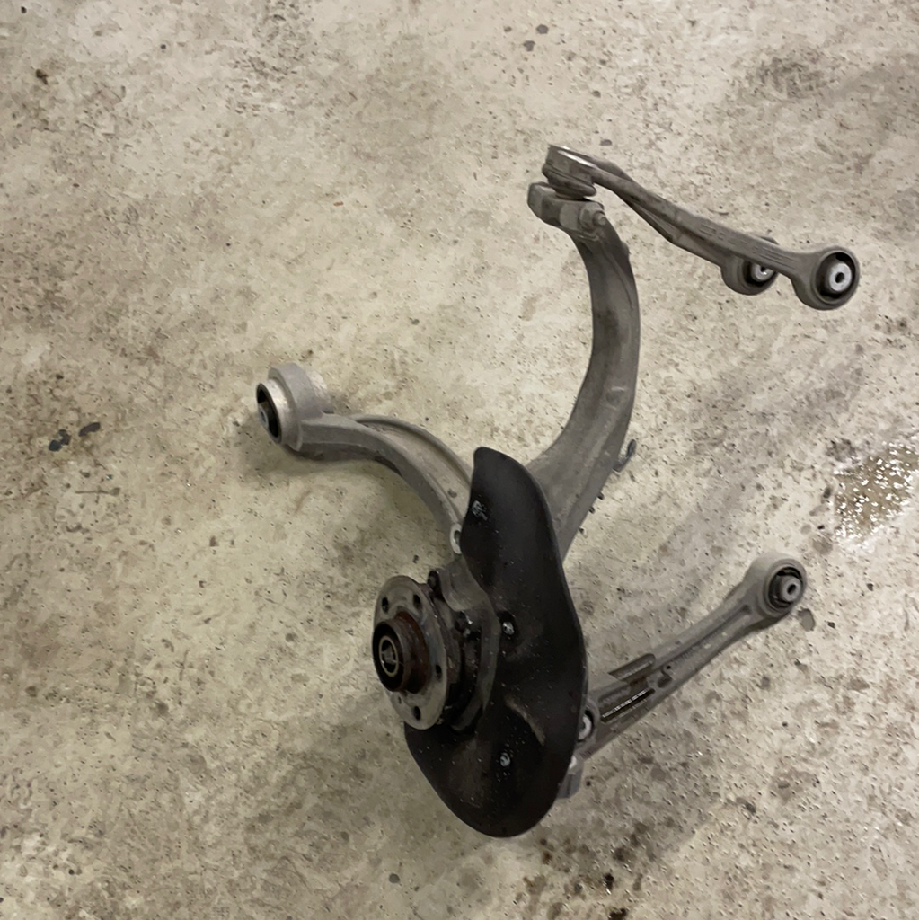 Spindle Front Right - B8/B8.5 Audi A4, A5