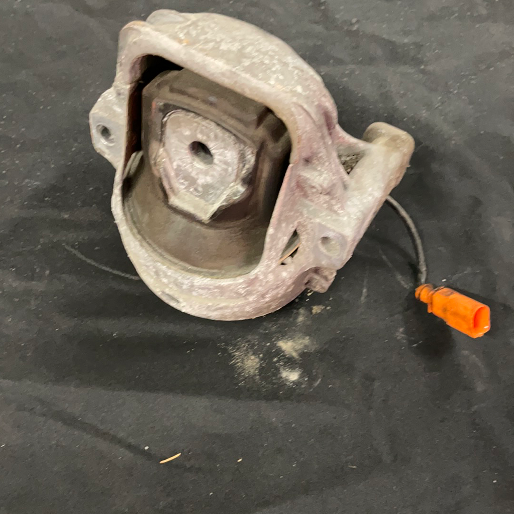 Engine Mount Left - B8 Audi S4