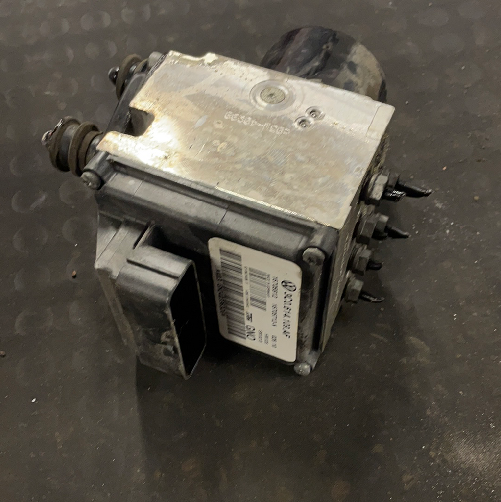 ABS Pump/Module - Volkswagen CC